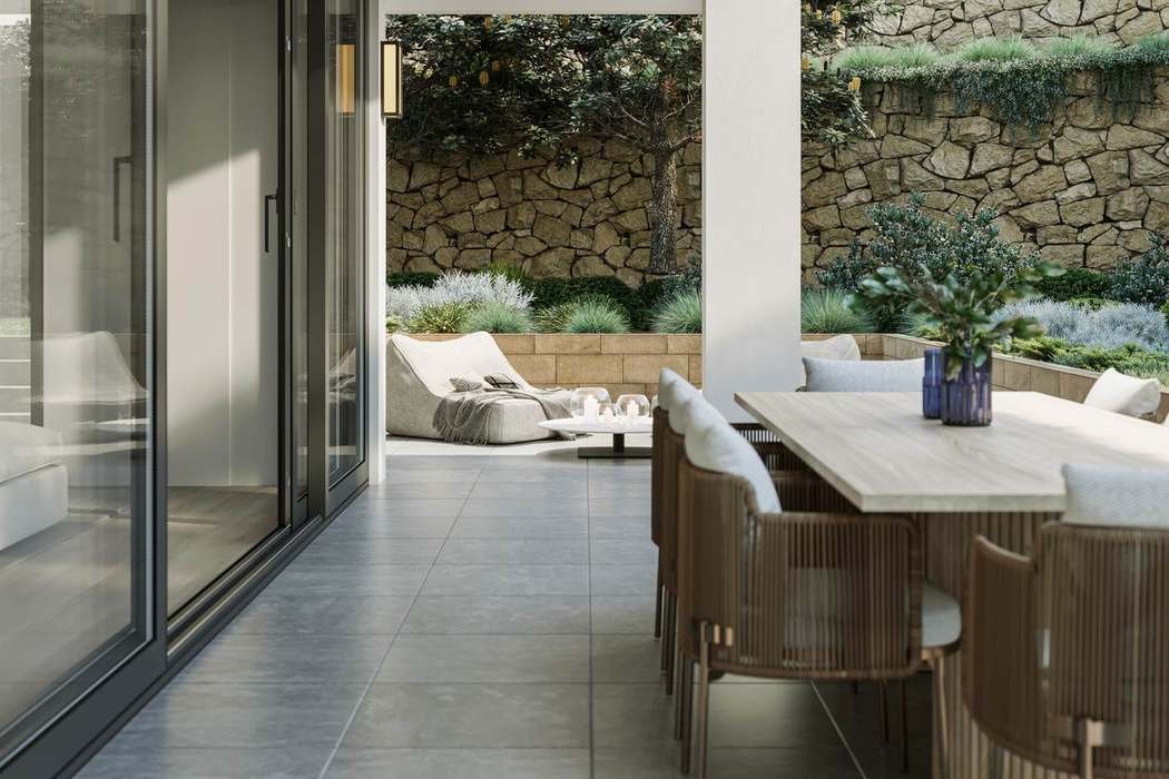 Outdoor dining, garden view